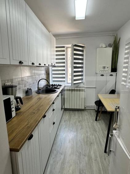 Apartament cu 2 camere semidecomandat, mobilat în Nord-Est