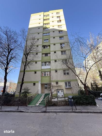 Apartament cu 4 camere în Pantelimon