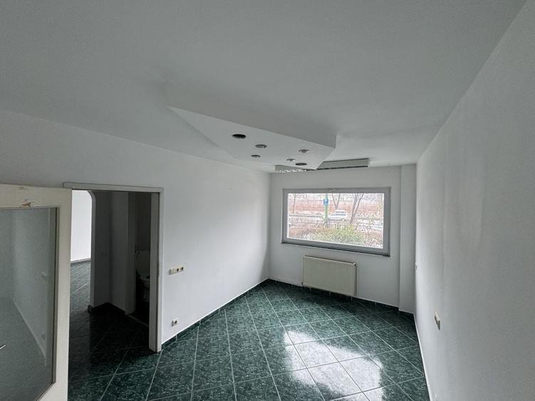 Spațiu comercial, de 60 mp, în Hărmanului