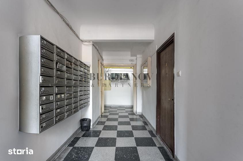 Apartament cu 4 camere în Decebal