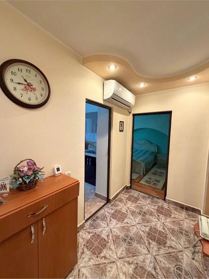 Apartament cu 2 camere decomandat în Mazepa 2