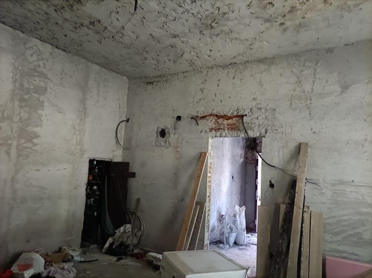 Casă cu 2 camere în Horea