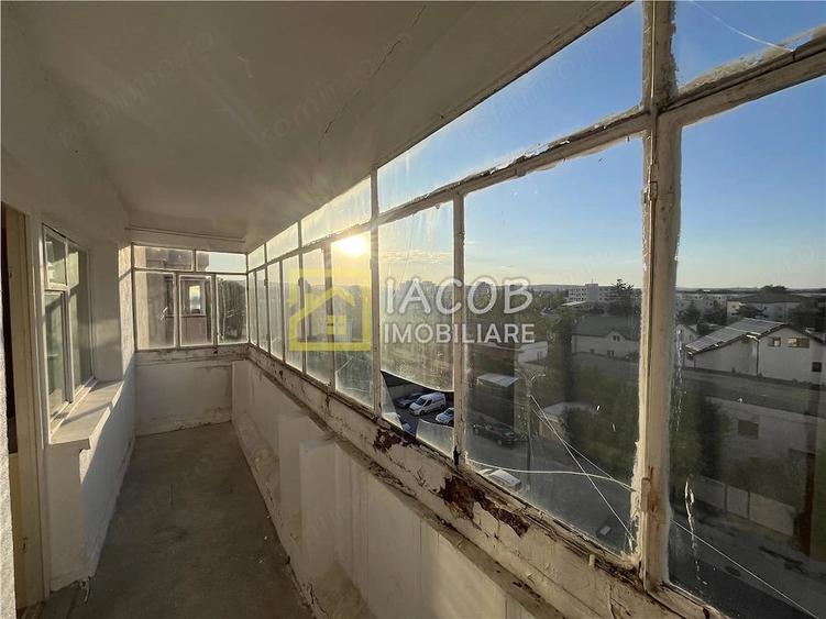 Apartament cu 2 camere decomandat în Central