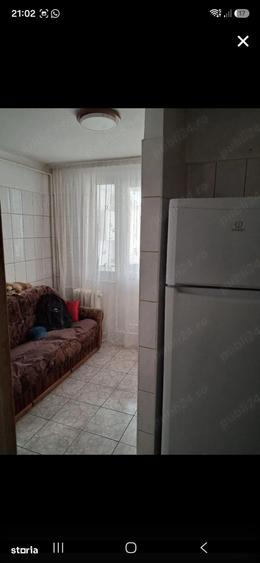 Apartament cu 2 camere decomandat, mobilat în Negru Vodă