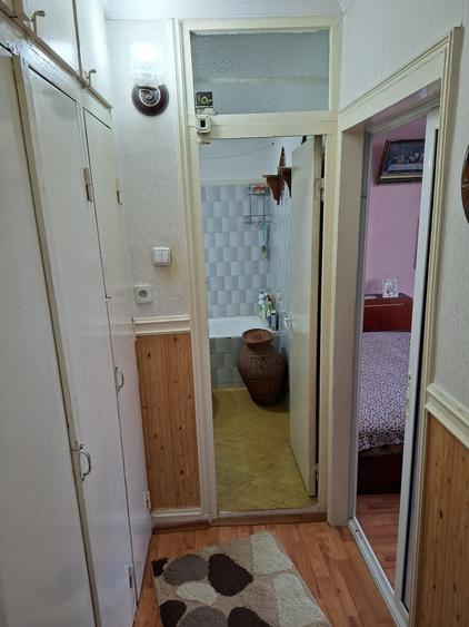 Apartament cu 2 camere semidecomandat în Prundu