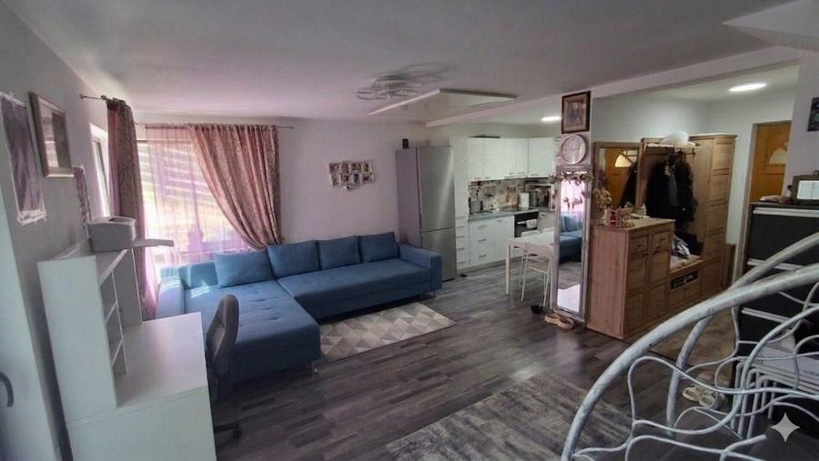 Casă cu 3 camere în Smeura