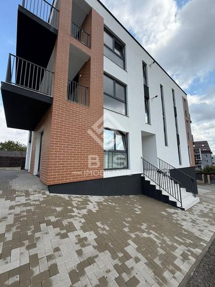 Apartament cu 3 camere decomandat în Cetății