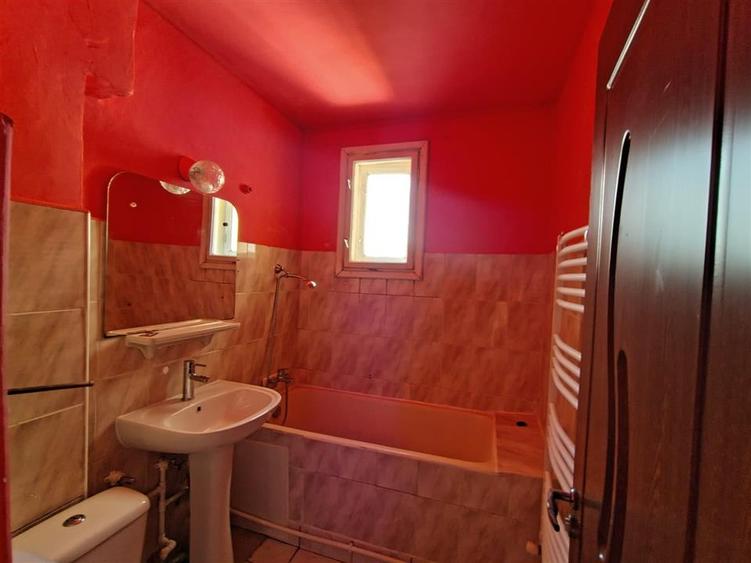 Apartament cu 2 camere semidecomandat în Ultracentral