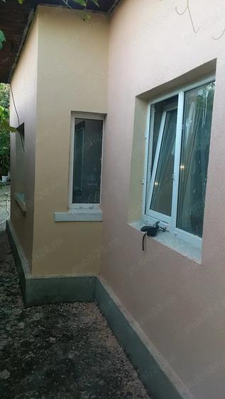 Casă cu 4 camere cu Teren 850 Mp în Corabia