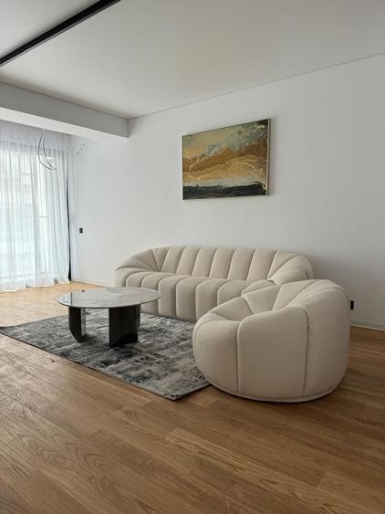 Apartament cu 2 camere decomandat în Floreasca