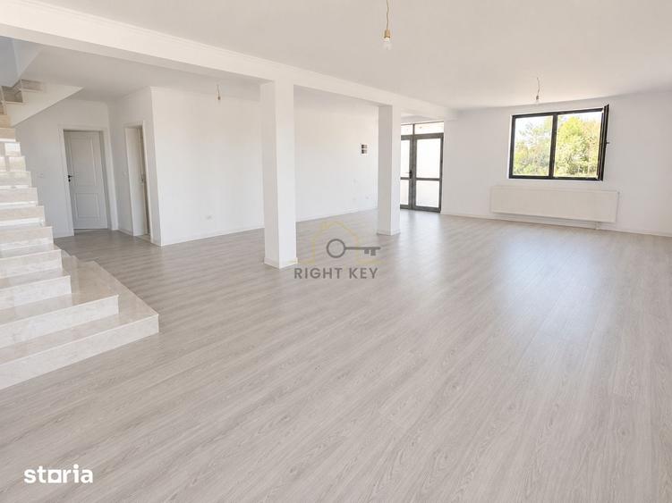 Casă cu 4 camere cu Teren 412 Mp în Țegheș