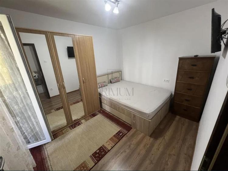 Apartament cu 2 camere nedecomandat în Girocului
