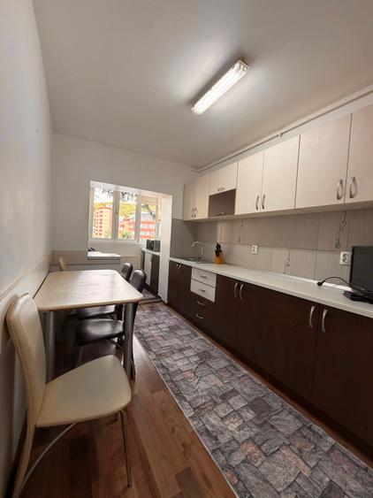 Apartament cu 3 camere de inchiriat in Racadau ,et 1/4 cu loc de parcare - 4