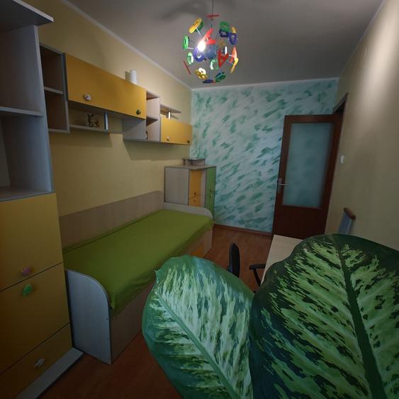Apartament cu 3 camere nedecomandat în Tomis Nord