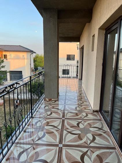 Casă cu 4 camere cu Teren 547 Mp în Corbeanca
