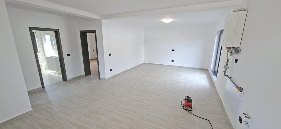 Casă individuală cu 3 camere cu Canalizare în Letea Veche