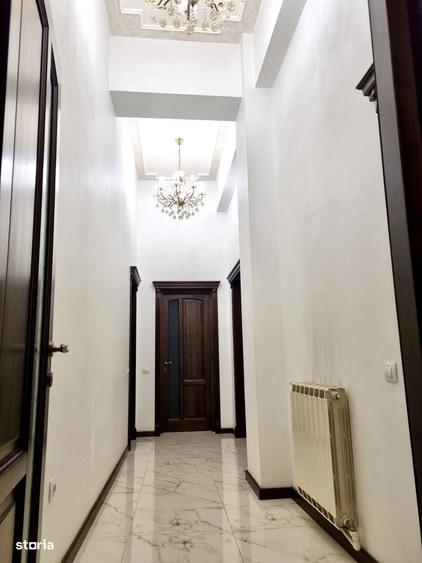 Apartament cu 3 camere decomandat în Ultracentral