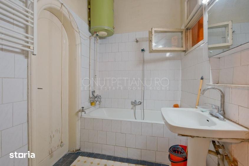 Apartament cu 5 camere decomandat în Armeneasca