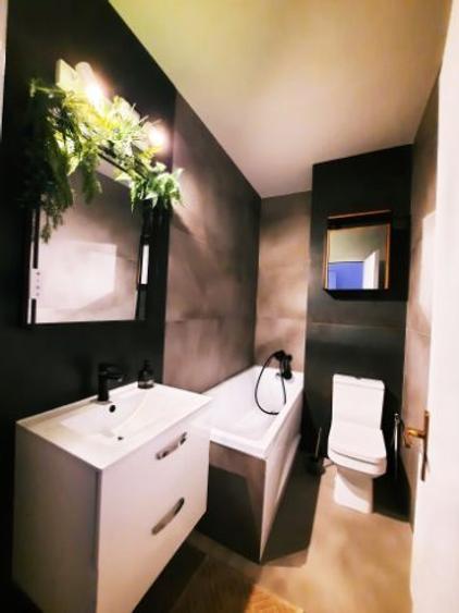 Apartament cu 3 camere decomandat în Tătărași