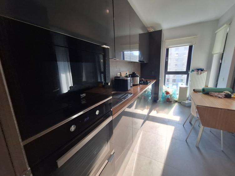 Apartament cu 4 camere în Politehnica