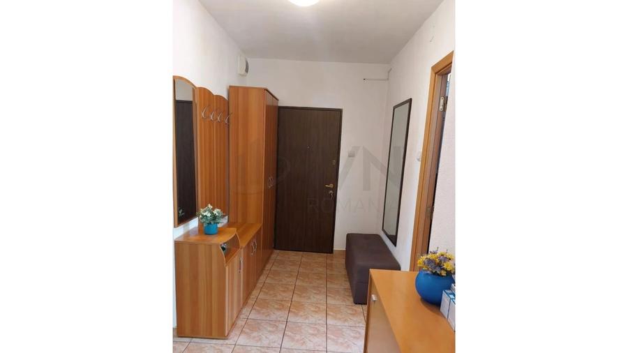 Apartament cu 3 camere decomandat, mobilat în Timpuri Noi