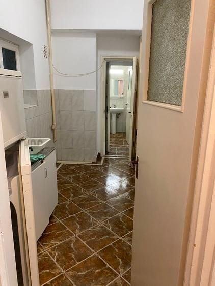 Apartament cu 3 camere decomandat în Universitate