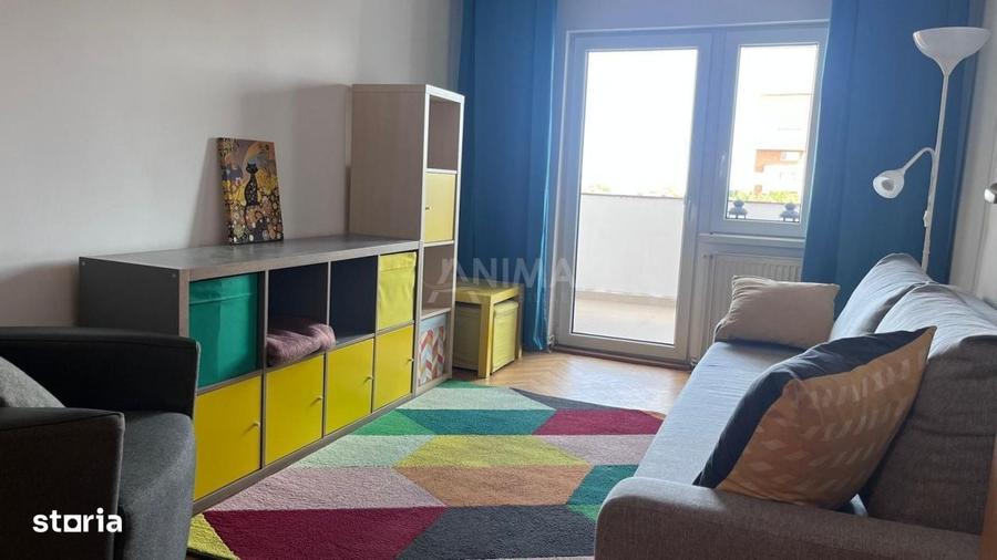 Apartament cu 3 camere decomandat în Central