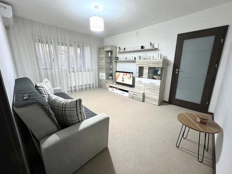 Apartament cu 2 camere semidecomandat în Dacia