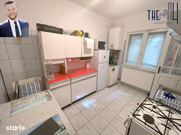 Casă cu 4 camere cu Teren 157 Mp în Tei