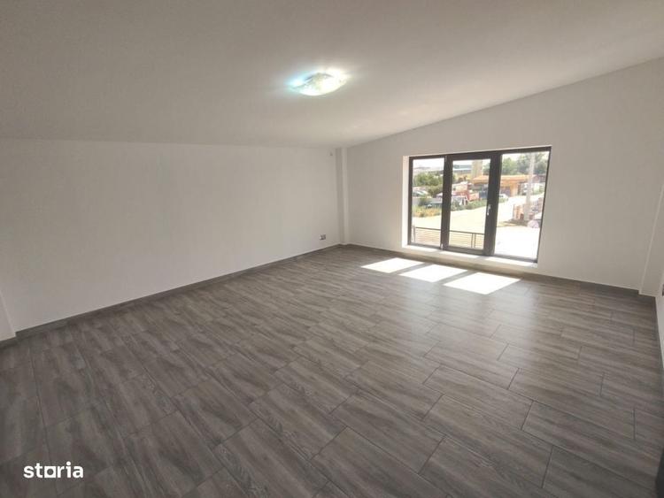 Spațiu comercial, de 1,590 mp, în Preajba