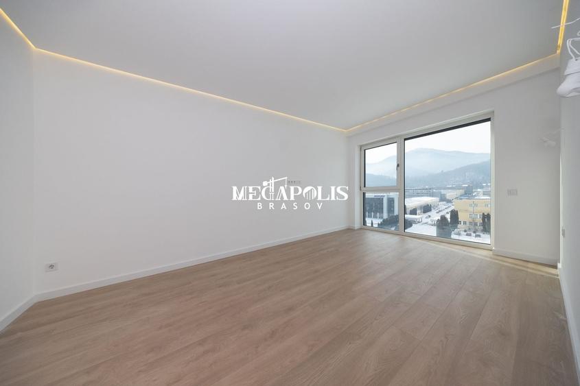 Penthouse cu 5 camere decomandat în Astra
