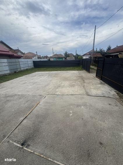 Casă cu 3 camere în Căpățânești