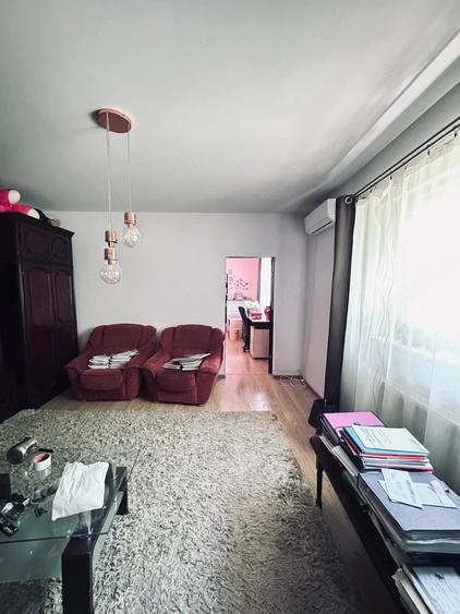 Apartament cu 3 camere nedecomandat în Iosefin