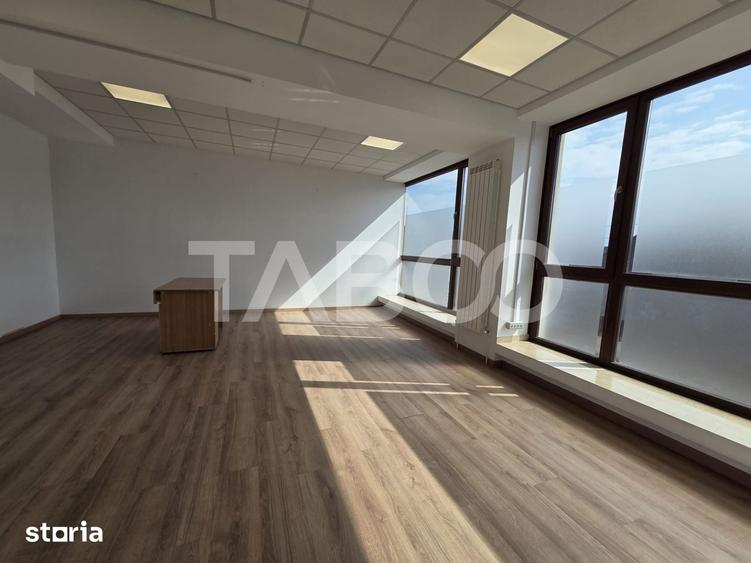 Spațiu comercial, de 645 mp, în Central