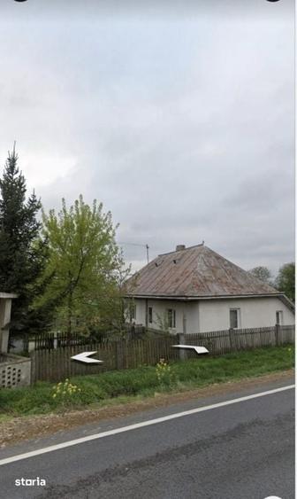 Casă cu 3 camere cu Teren 900 Mp în Dărmănești