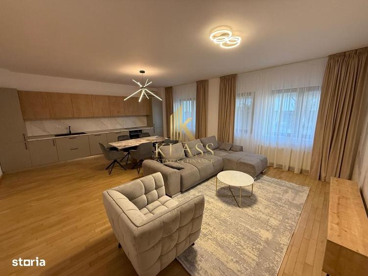 Apartament cu 4 camere în Central