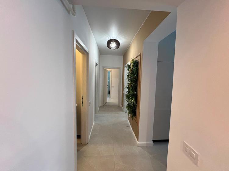Apartament cu 3 camere decomandat, mobilat în Pipera