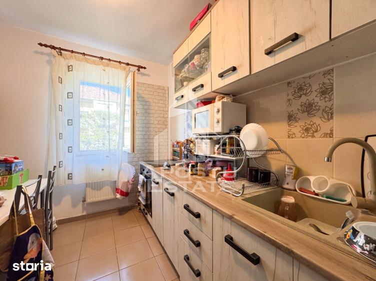 Apartament cu 2 camere semidecomandat, mobilat în Nord