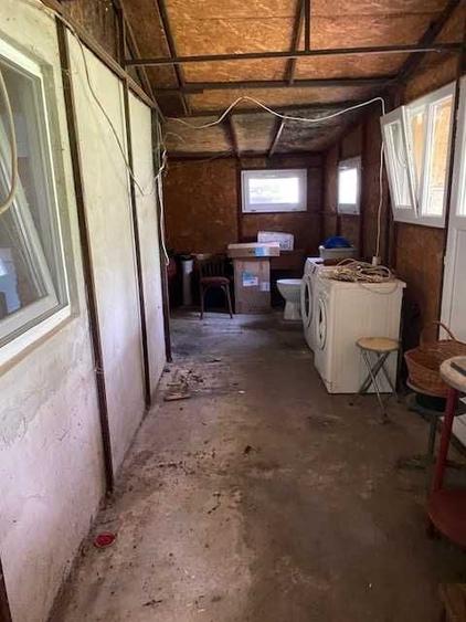 Casă cu 1 camere cu Teren 1915 Mp în Mitreni