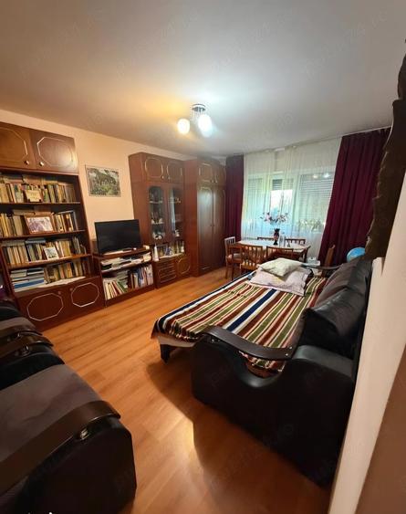 Apartament cu 2 camere decomandat în Cornitoiu