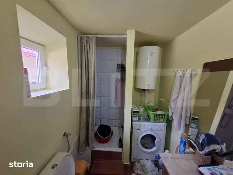 Casă cu 2 camere cu Teren 2880 Mp în Gelu