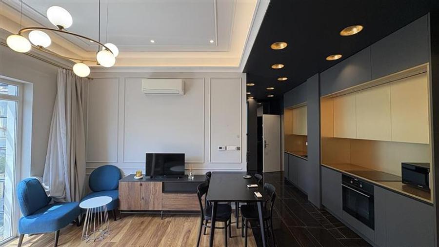 Apartament cu 2 camere circular, mobilat în Central