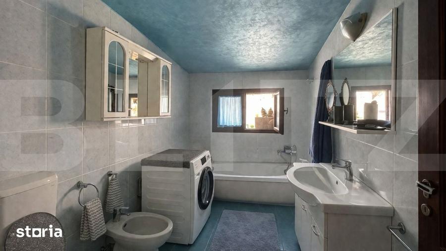 Apartament cu 2 camere, 70 mp + curte, boxa - zona ultracentrala din A - 4