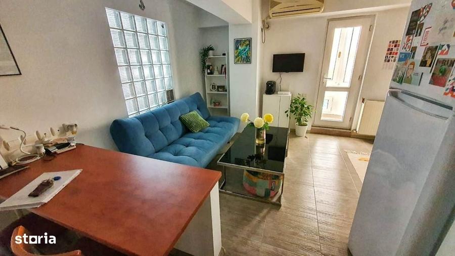 Garsonieră decomandată în Unirii