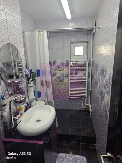 Apartament cu 2 camere decomandat în Văcăresti