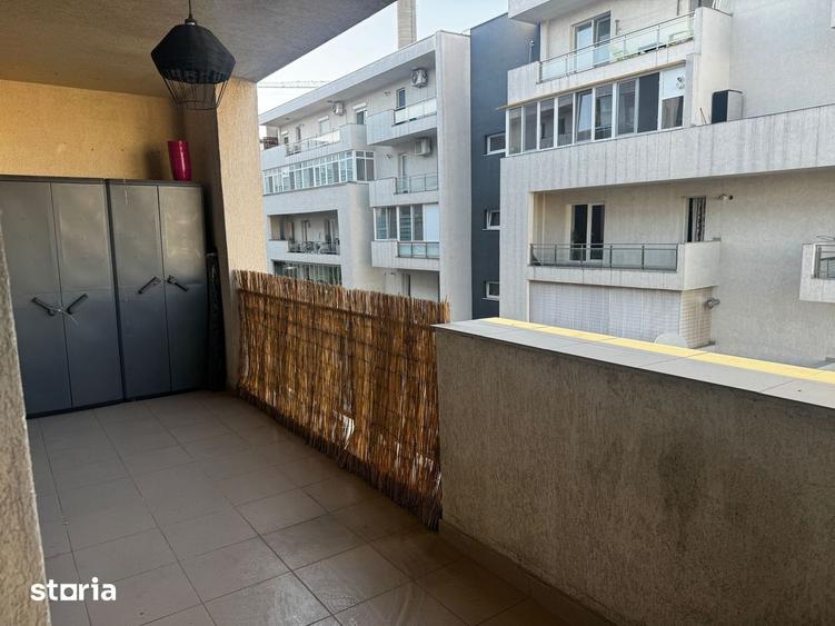 Apartament cu 2 camere semidecomandat, mobilat în Berceni