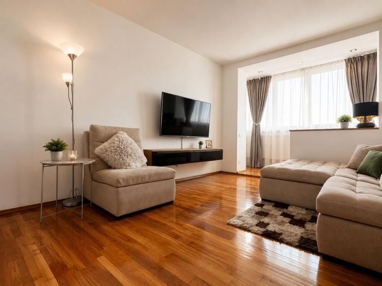 Apartament cu 2 camere decomandat în 13 Decembrie