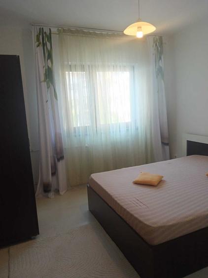 Apartament cu 3 camere decomandat în Vest