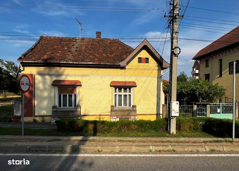 Casă cu 4 camere în Aleșd