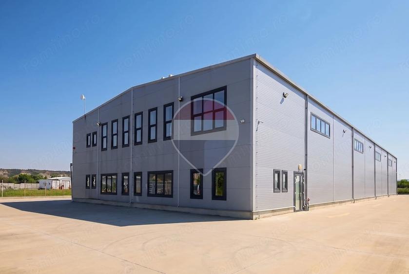 Spațiu comercial, de 1,180.59 mp, în Nord